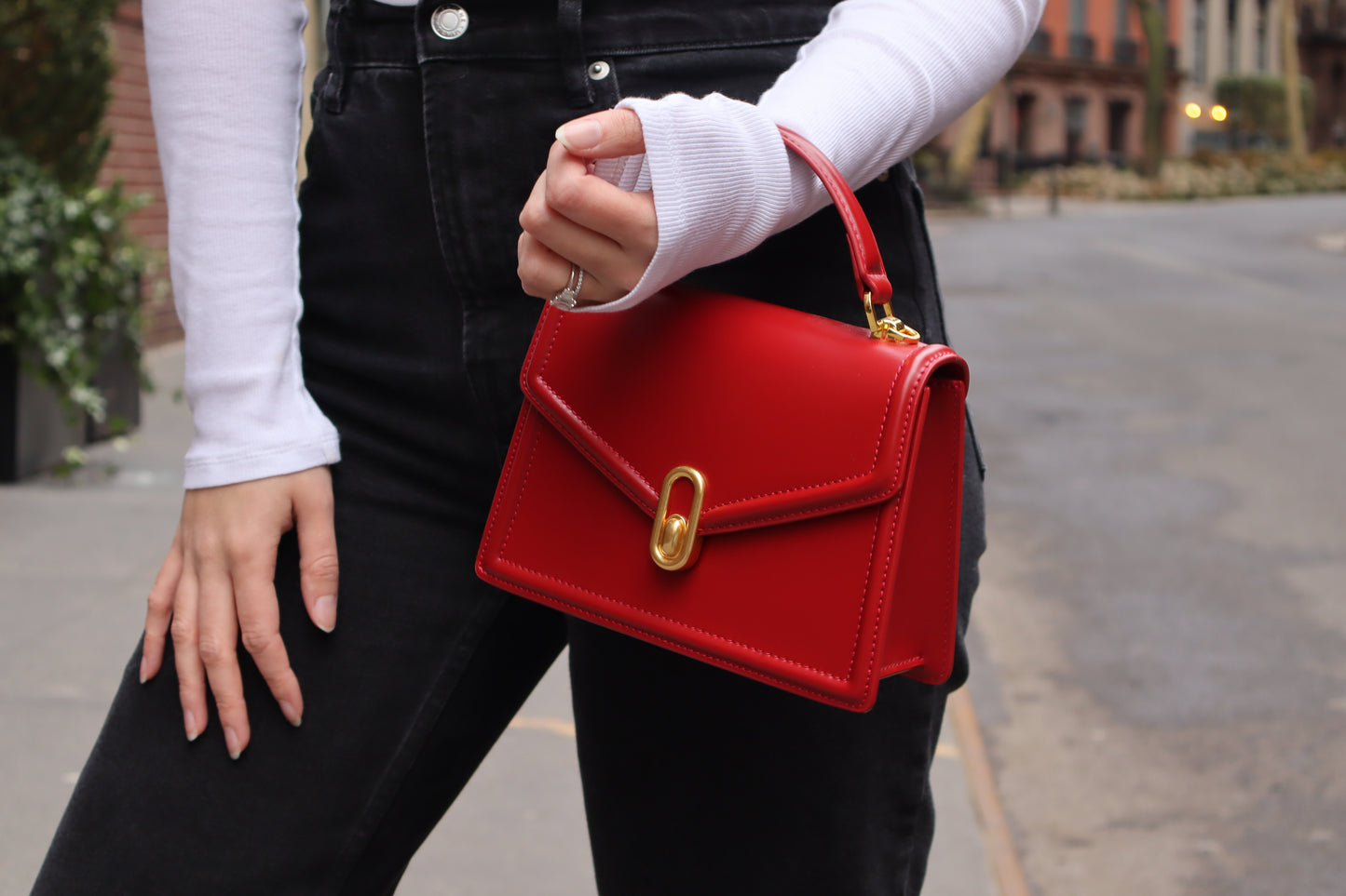 The Thompson – Black